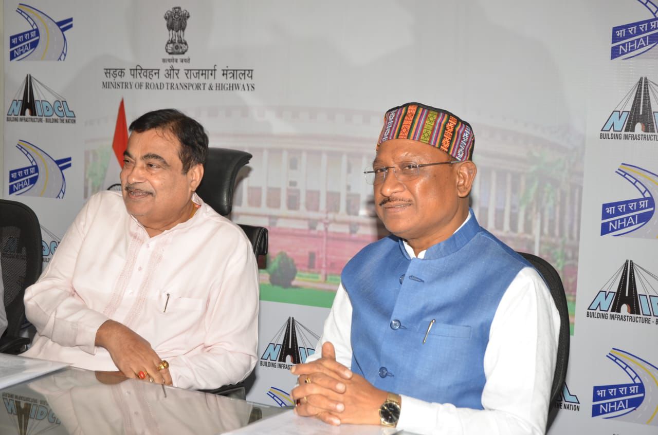छत्तीसगढ़ को अयोध्या तक मिलेगी सीधी कनेक्टिविटी, नए राष्ट्रीय राजमार्ग का प्रस्ताव, मुख्यमंत्री श्री विष्णुदेव साय ने केंद्रीय मंत्री श्री नितिन गडकरी से की मुलाकात